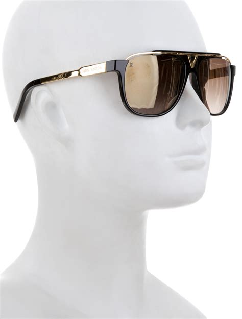 louis vuitton mascot sunglasses